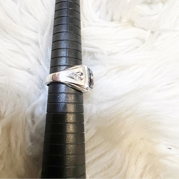 Vintage Men’s 18 KT HGE White Gold Plated,Onyx & Cubic Zirconium Ring Size 10 - Picture 3 of 6